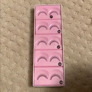 20 pairs for $10 Synthetic eyelashes